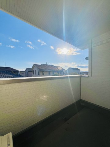 太田市新田瑞木町のバルコニー|日当たりも良好なインナーバルコニー♪