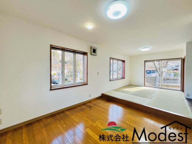 桐生市菱町2丁目の居間・リビング|日当たりも良好のLDK♪