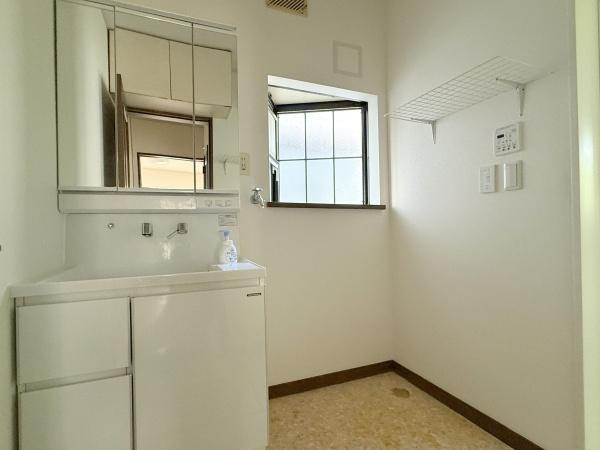 熊本市中央区出水5丁目の独立洗面台