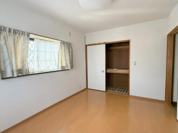 熊本市中央区出水5丁目の洋室