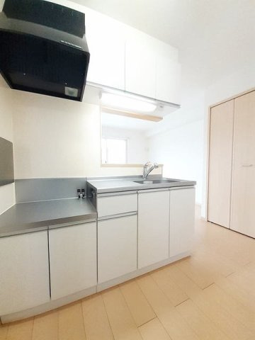 熊本市東区小山２丁目のアパートのキッチン|きれいなキッチンです