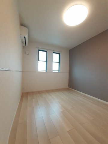 熊本市北区楠野町のアパートの内装|明るい室内です