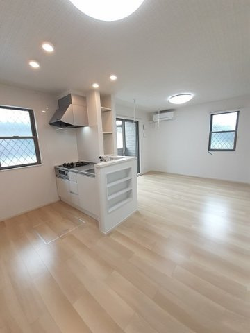 熊本市北区龍田１丁目のアパートの居間・リビング|リビングです