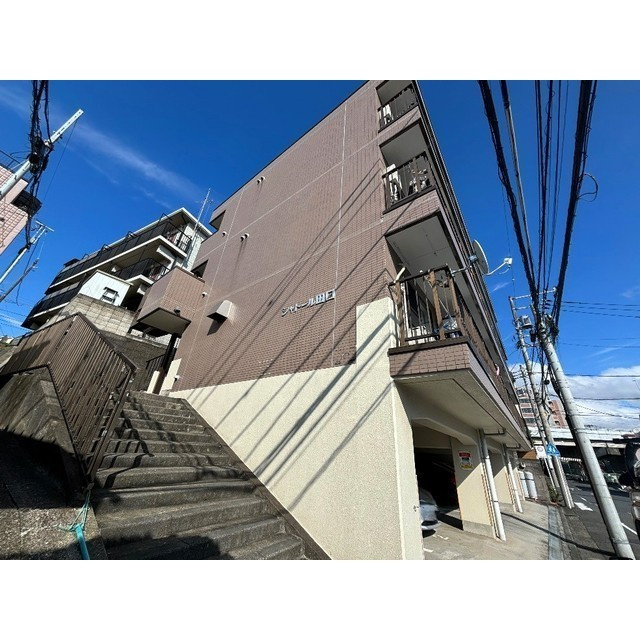 シャトール田口片倉の外観