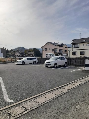 ライフ　グローブの駐車場|駐車場に車を止められます