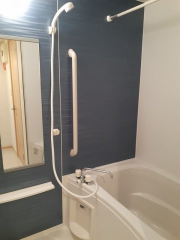 ライフ　グローブの浴室|落ち着いた空間のお風呂です