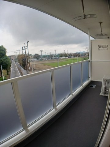 菊池郡菊陽町大字久保田の賃貸マンションのバルコニー|陽当たり良好なバルコニーです