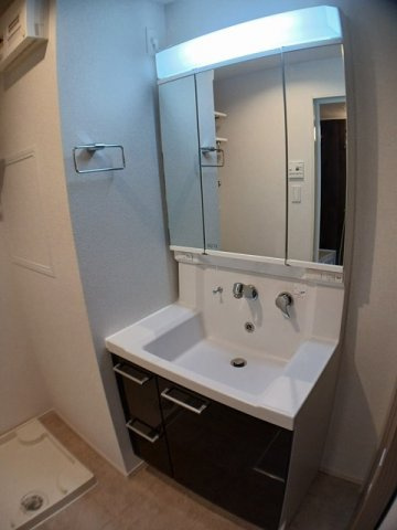 菊池郡菊陽町大字久保田の賃貸マンションの洗面所|スペースが確保できる洗面所です