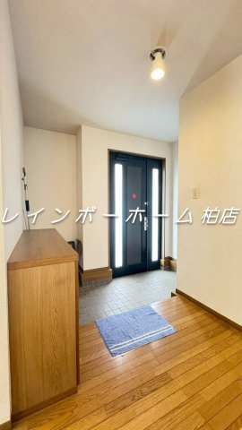 【非対面対応】接客・申込・契約オンライン！LINE×相談可！の玄関|落ち着いた玄関です
