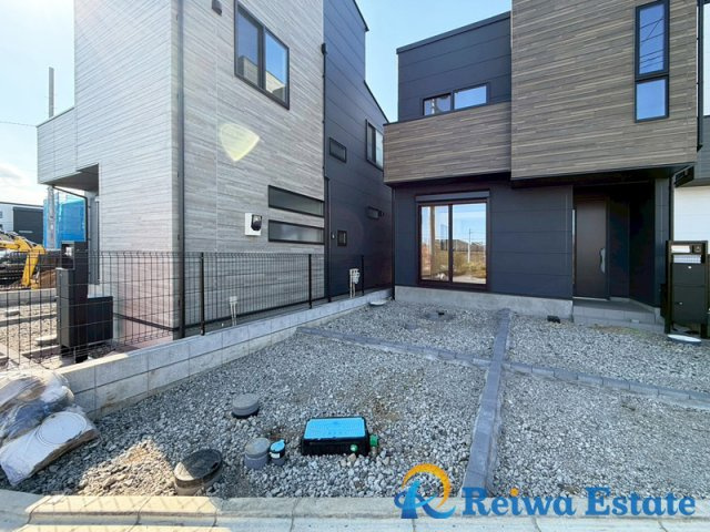 新築戸建　藤沢市城南5丁目の駐車場