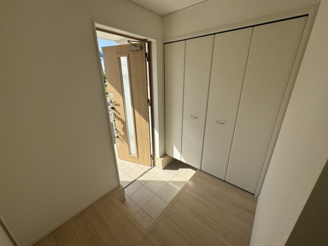 本庄市小島第６　の玄関|同仕様玄関