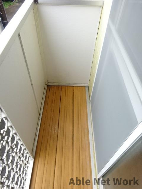 エルディム岡田の内装|日当たりの良いバルコニー