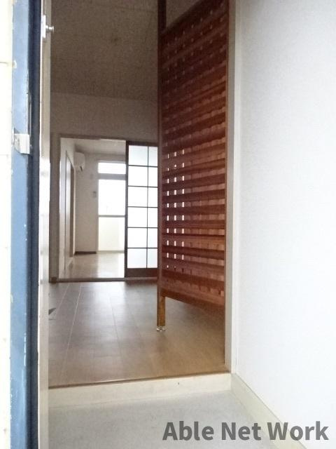 エルディム岡田の玄関