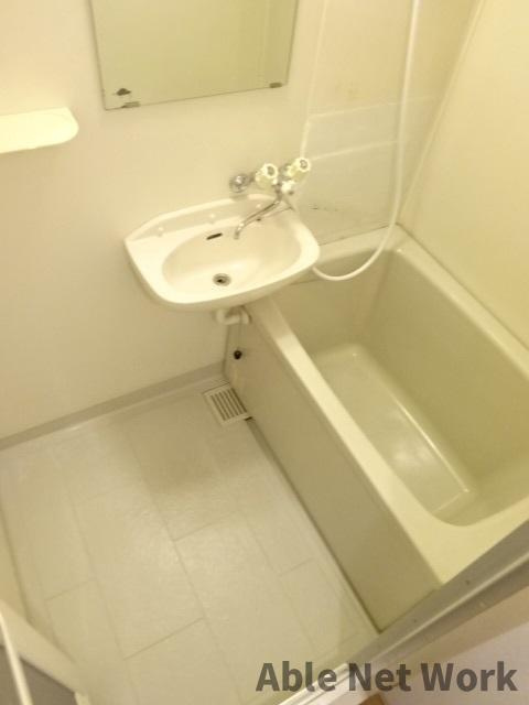 エルディム岡田の浴室|バスルーム