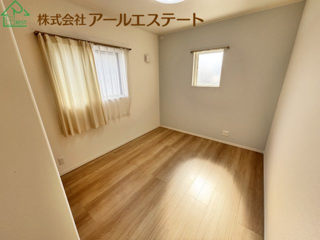 姫路市玉手4丁目　　JR「英賀保駅」徒歩16分の洋室