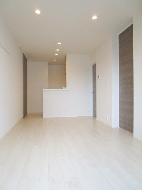 コンフェスト上大岡の洋室