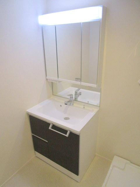 コンフェスト上大岡の洗面所