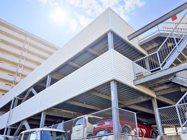 春日スカイマンション　１２階の駐車場|自走式立体駐車場