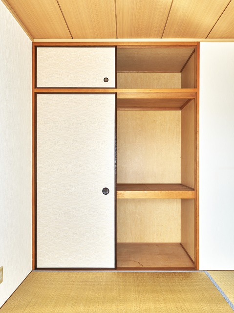 マウンティン・ツーの収納|洋室の押入と天袋