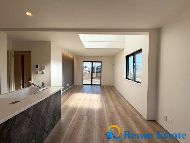 新築戸建　藤沢市城南5丁目の居間・リビング