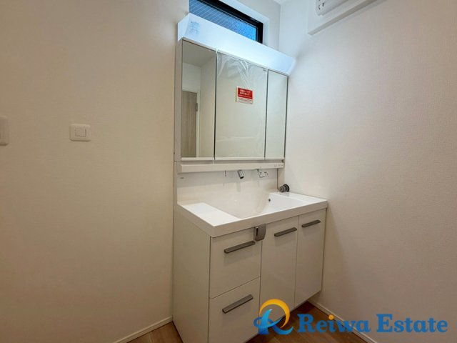 新築戸建　藤沢市城南5丁目の独立洗面台