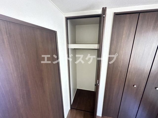 メゾン・ド・ホワイエAの収納|高崎、前橋のお部屋探しはエンドスケープまで！お客様の理想お聞かせ下さい♪