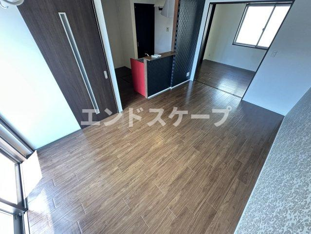 メゾン・ド・ホワイエAの居間・リビング|高崎、前橋のお部屋探しはエンドスケープまで！お客様の理想お聞かせ下さい♪