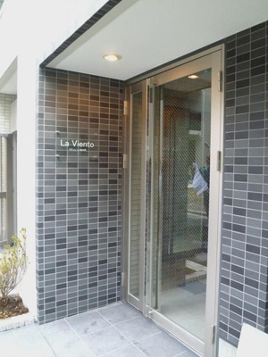 【エントランス】 | ラヴィエント錦糸町 | 清潔なエントランスです