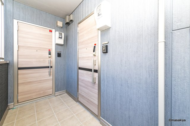 トリシア富竹のエントランス