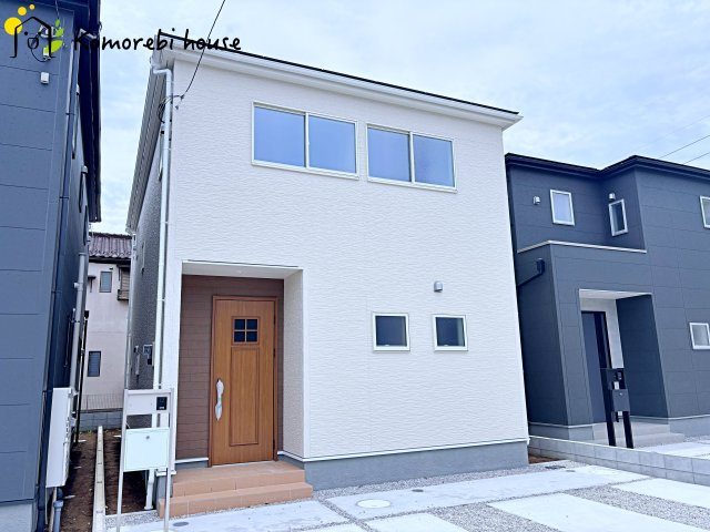 蓮田市西新宿　新築一戸建て　リーブルガーデン　02の外観|落ち着いた雰囲気の外観です