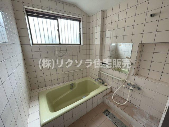 東町１丁目　中古一戸建ての浴室|浴室乾燥機付き
■物件内覧・資金計画相談・住宅ローン相談、リフォーム相談、お問合せ受付中■
※当日・翌日のご内覧、ご相談はお電話でのお問合せがスムーズです！