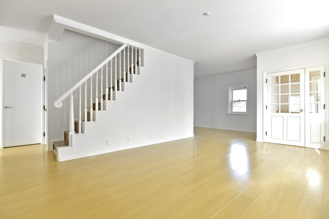 岡山市東区城東台西　中古戸建の居間・リビング|リビングダイニング：２５帖。