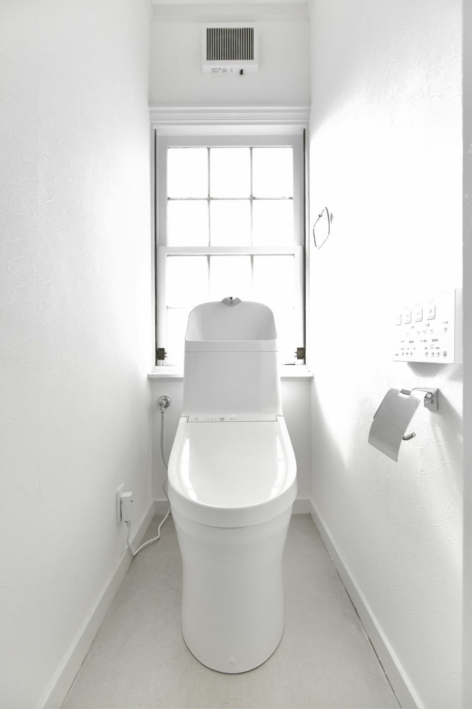 岡山市東区城東台西　中古戸建のトイレ|１階トイレ