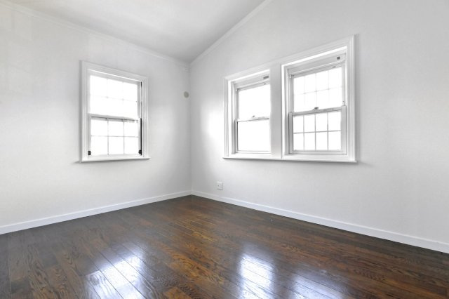 岡山市東区城東台西　中古戸建の洋室|２階洋室②：６．０帖