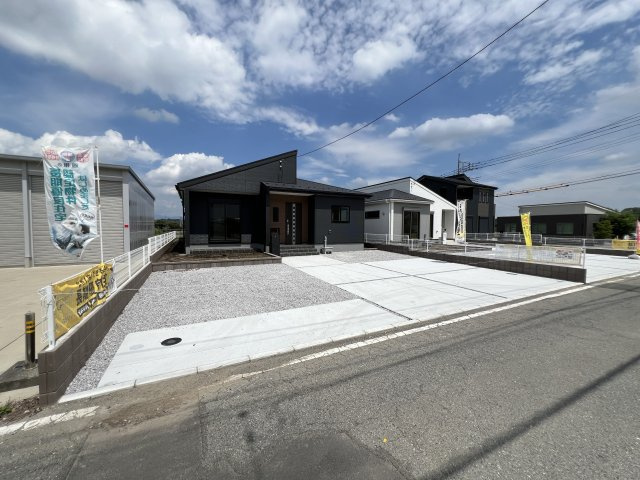 新築　甘楽郡甘楽町小川　Livele Garden.S　1号棟の前面道路含む現地写真|現地写真　南側接道幅員約4ｍ