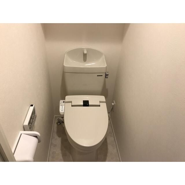 ウェルスクエアイズム下北沢のトイレ