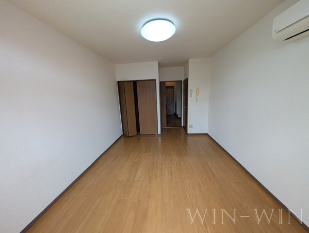 プラザ999の居間・リビング