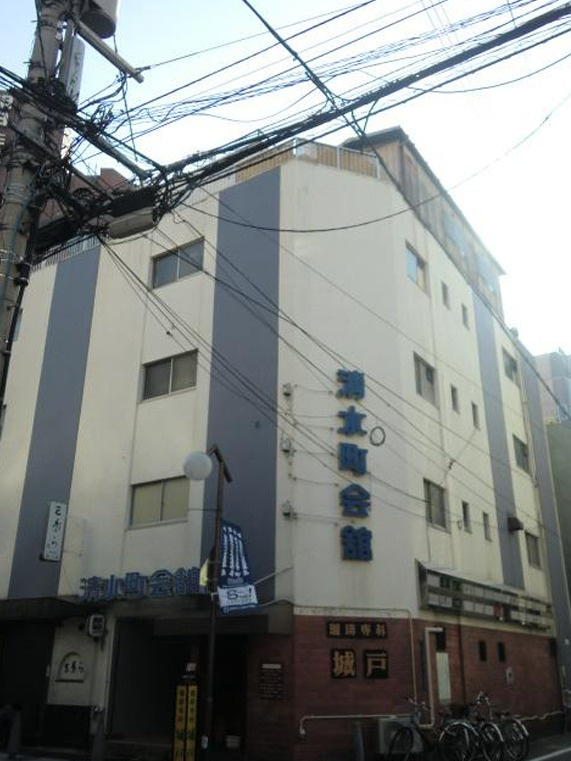 大阪市中央区東心斎橋１丁目の店舗一部