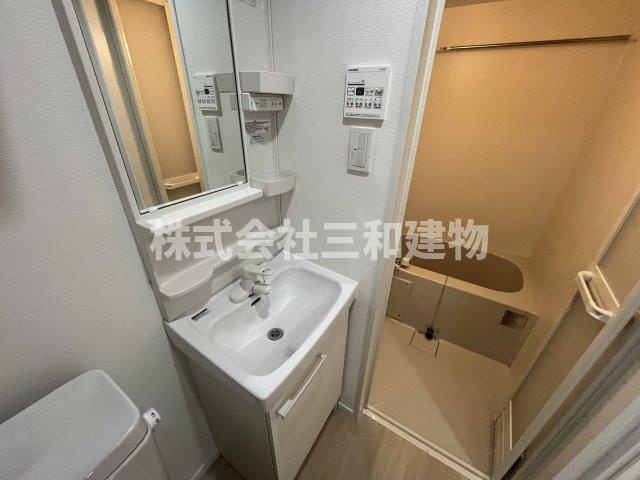 D-STYLE蓮根の独立洗面台