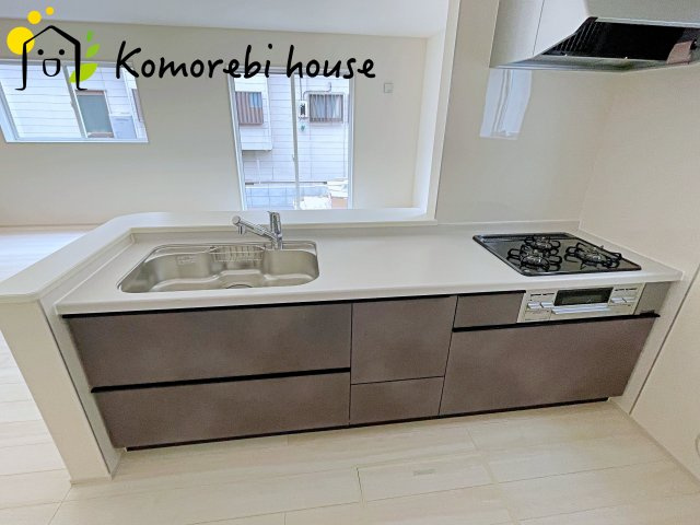 蓮田市西新宿　新築一戸建て　リーブルガーデン　03のキッチン|キッチンでお料理をお楽しみください