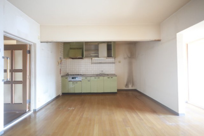 【居間・リビング】 | エメラルドマンション府中南