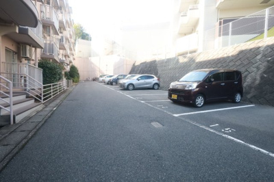 【駐車場】 | エメラルドマンション府中南