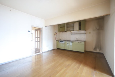 【居間・リビング】 | エメラルドマンション府中南