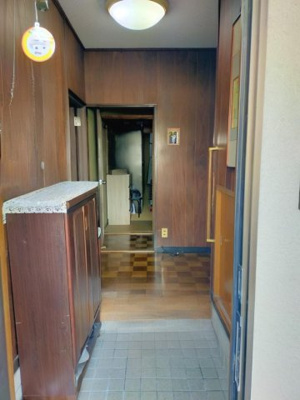 【玄関】 | 安芸郡府中町清水ケ丘 | ※CGで家具小物等を消したイメージです。