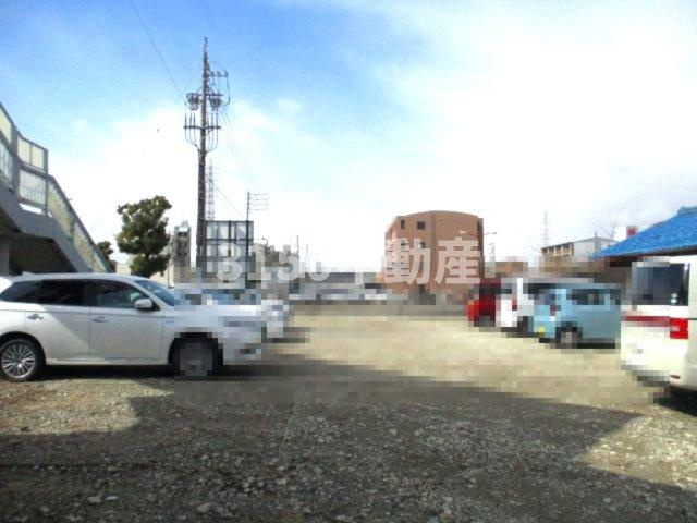 NEW　PLACEの駐車場