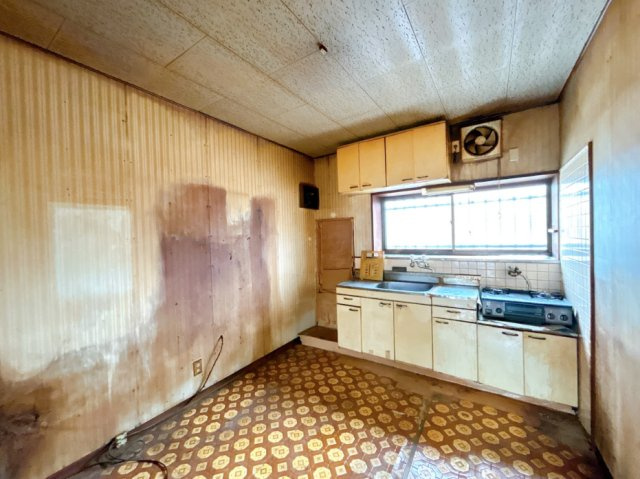 碧南市東山町４丁目のキッチン