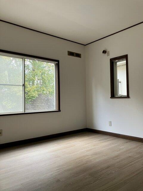 多摩市落合４丁目の一戸建ての洋室
