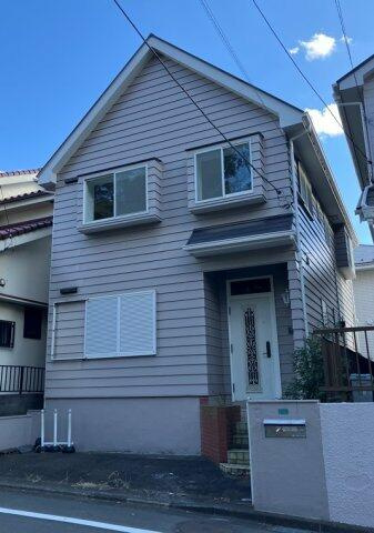 多摩市落合４丁目の一戸建ての外観