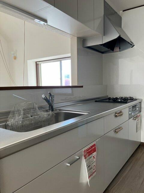 多摩市落合４丁目の一戸建てのキッチン