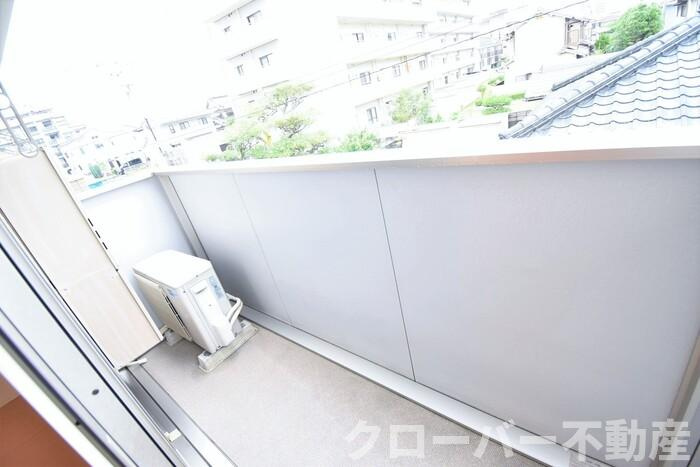 フラット ウィステリアのバルコニー|バルコニー